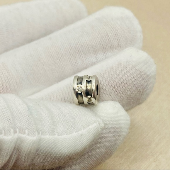 EUC Pandora 790291CZ Sterling Silver Sparkling Clip w/ Clear Zirconia - Picture 5 of 11